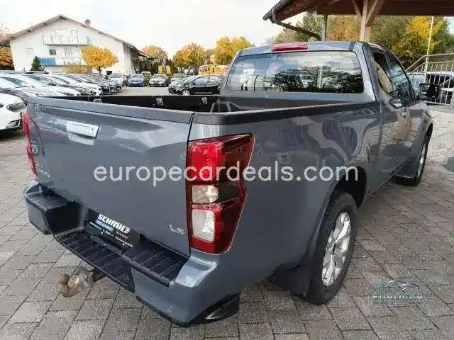 1.9l Space Cab 4×4 LS AT