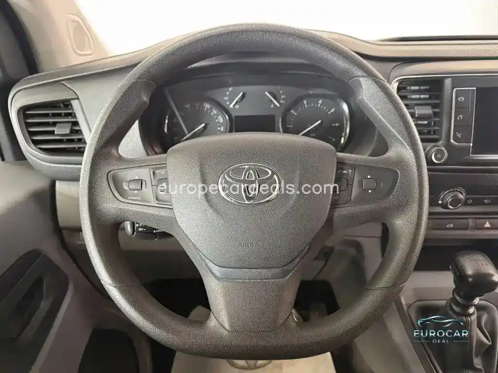 Toyota Proace (Verso)