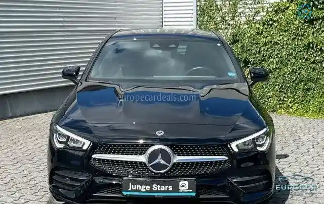 Mercedes-Benz CLA 220