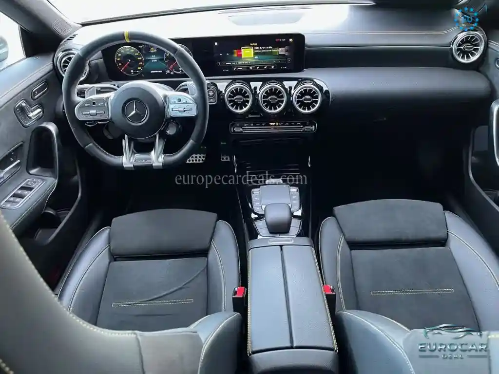 Mercedes-Benz CLA 45 AMG Shooting Brake