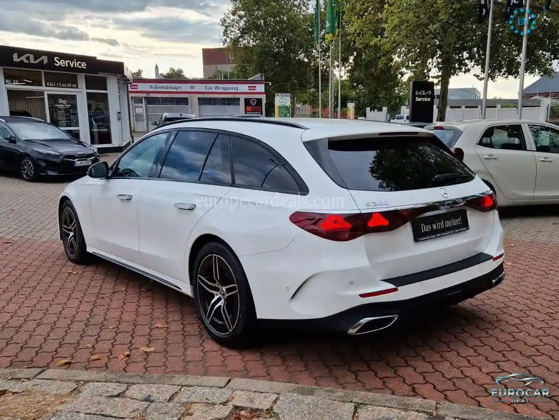 Mercedes-Benz E 200
