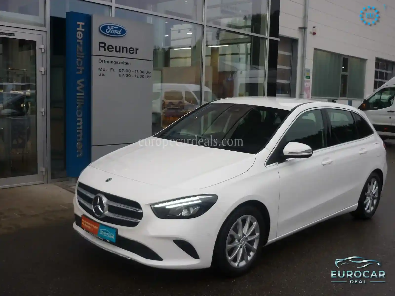 Mercedes-Benz B 200