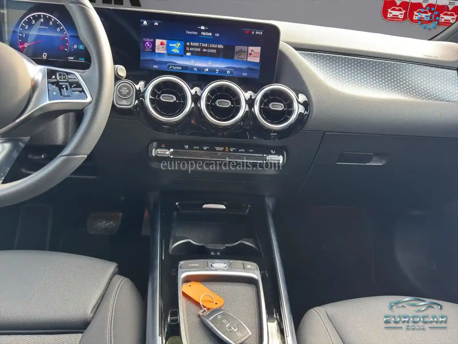 Mercedes-Benz B 180