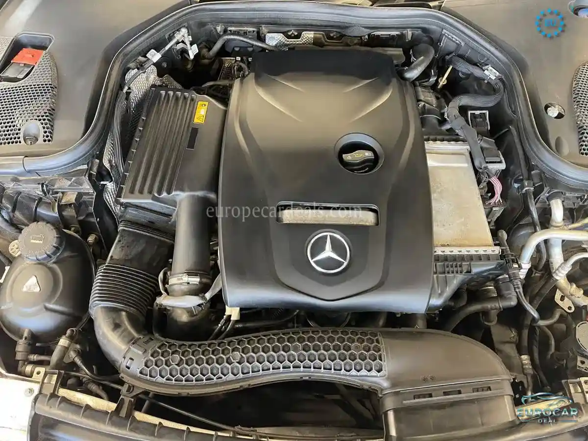 Mercedes-Benz E 300