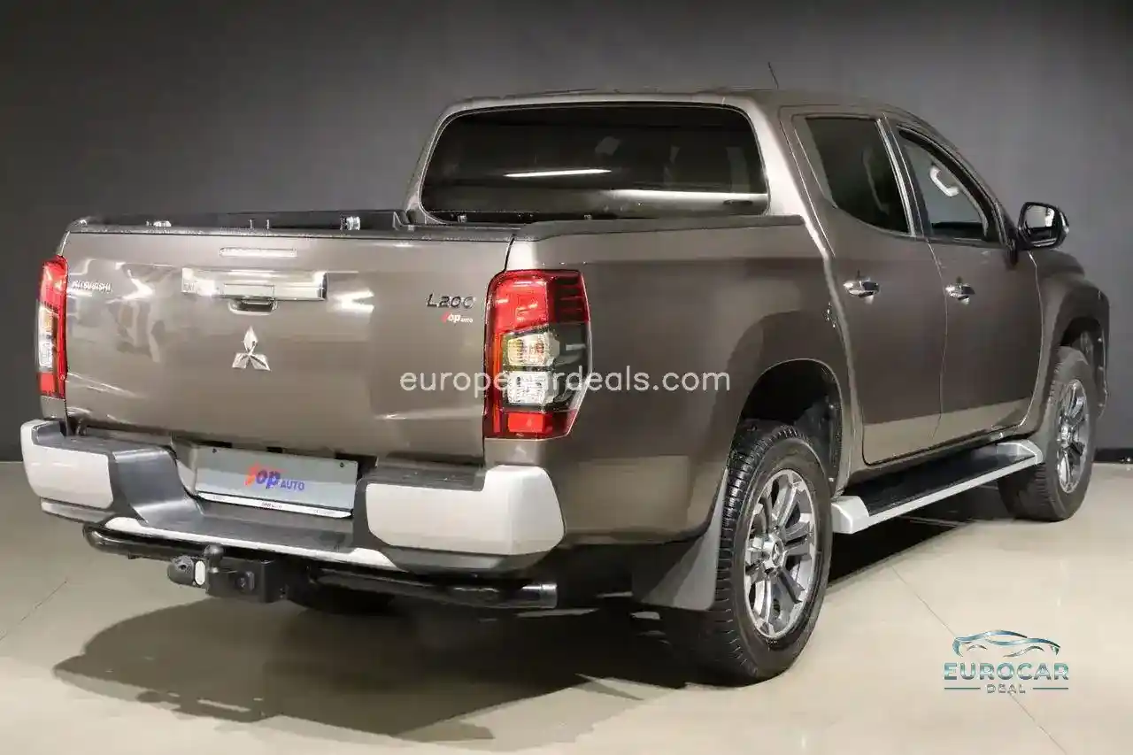 Mitsubishi L200