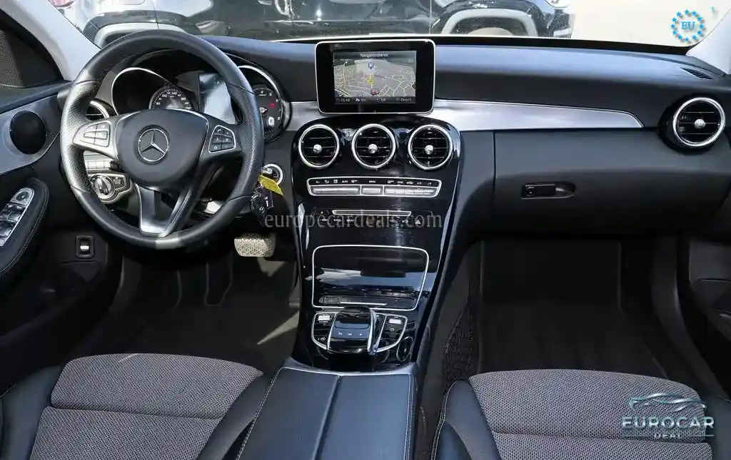 Mercedes-Benz C 180