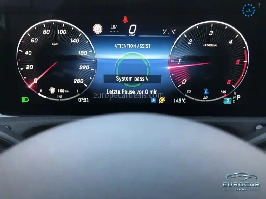 Mercedes-Benz CLA 220