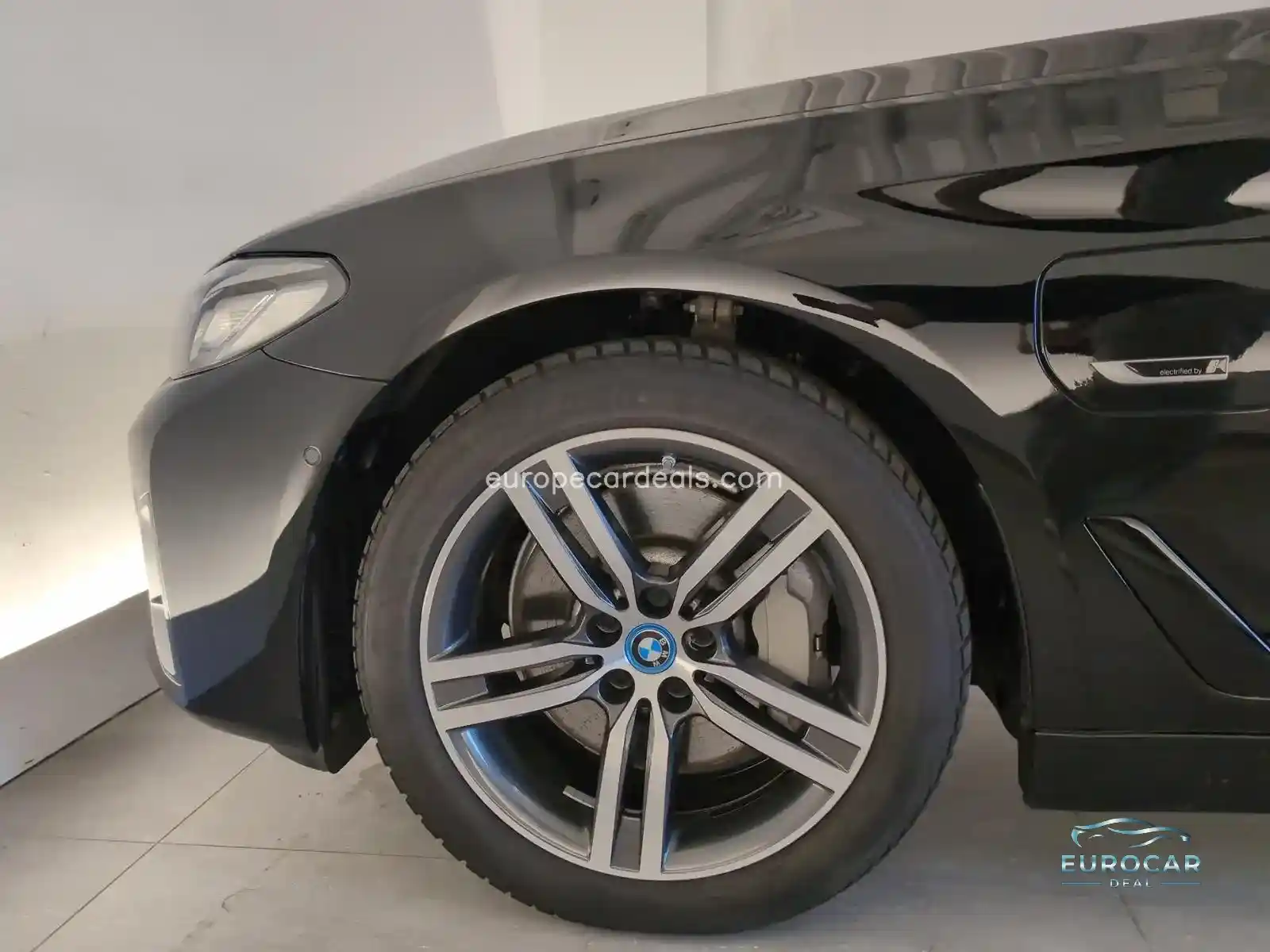 BMW 530