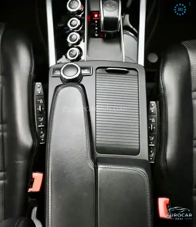 Mercedes-Benz E 63 AMG