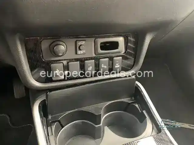 Mitsubishi Plug-in Hybrid Outlander