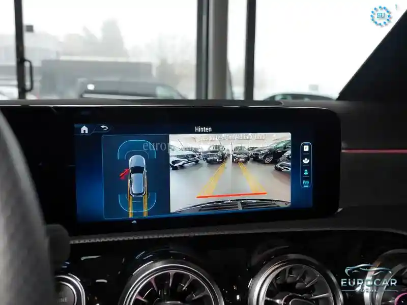 Mercedes-Benz A 220