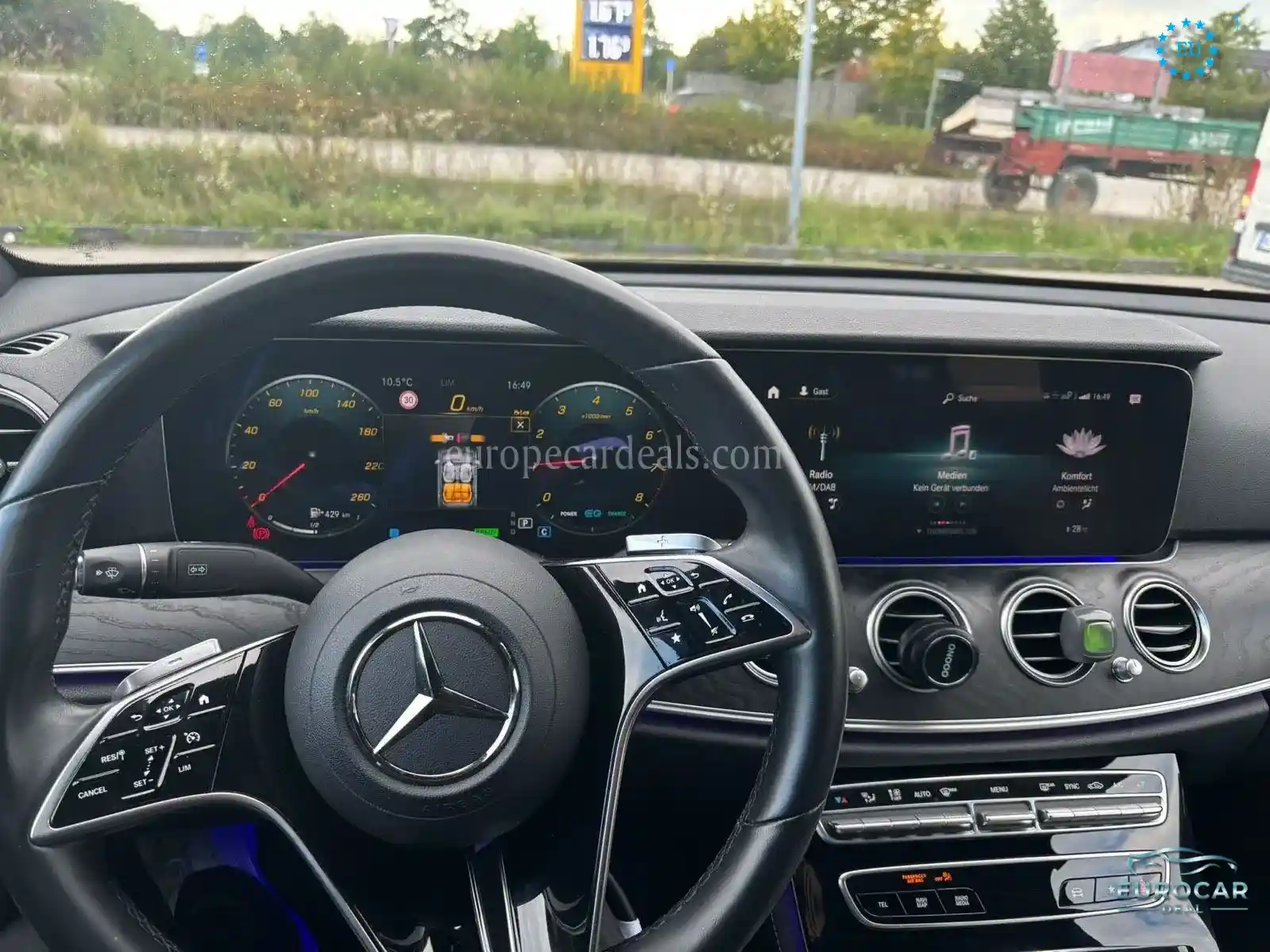 Mercedes-Benz E 300