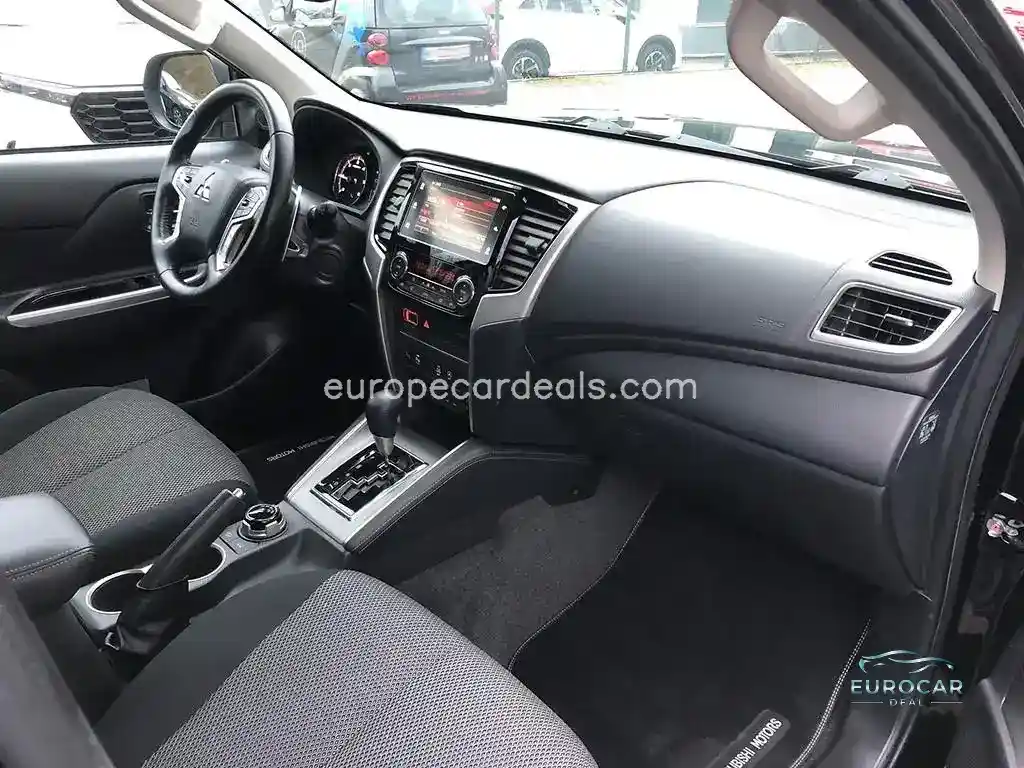 Mitsubishi L200