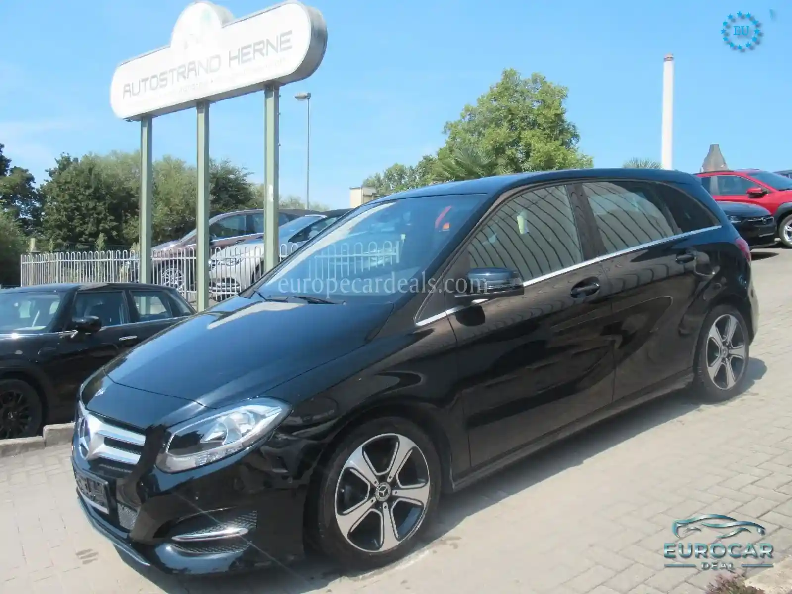 Mercedes-Benz B 180