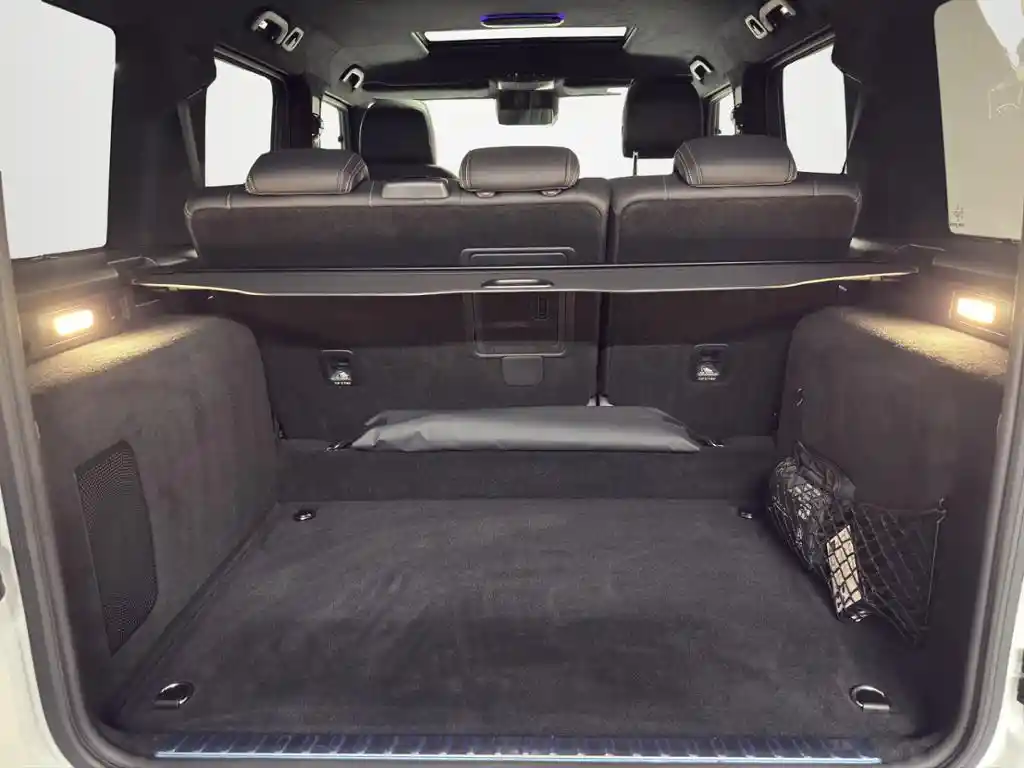 Mercedes-Benz G 500