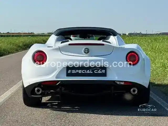 Alfa Romeo 4C