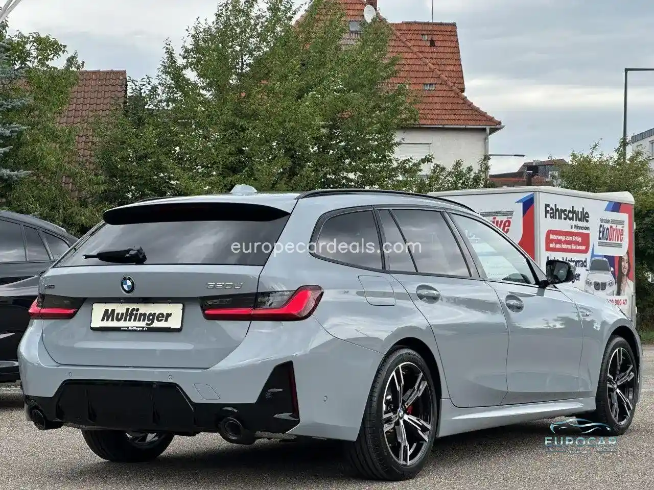 BMW 320