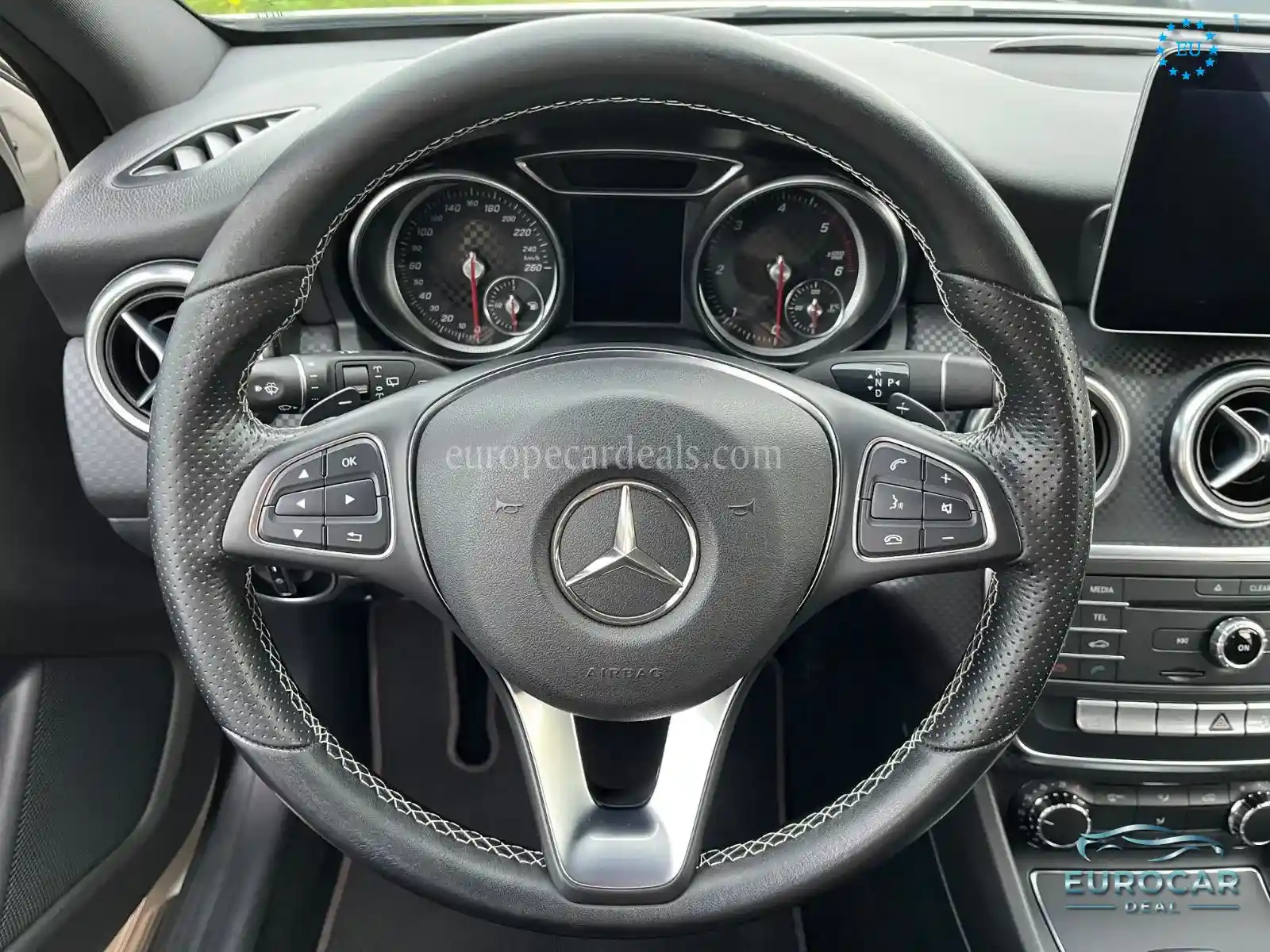 Mercedes-Benz A 220