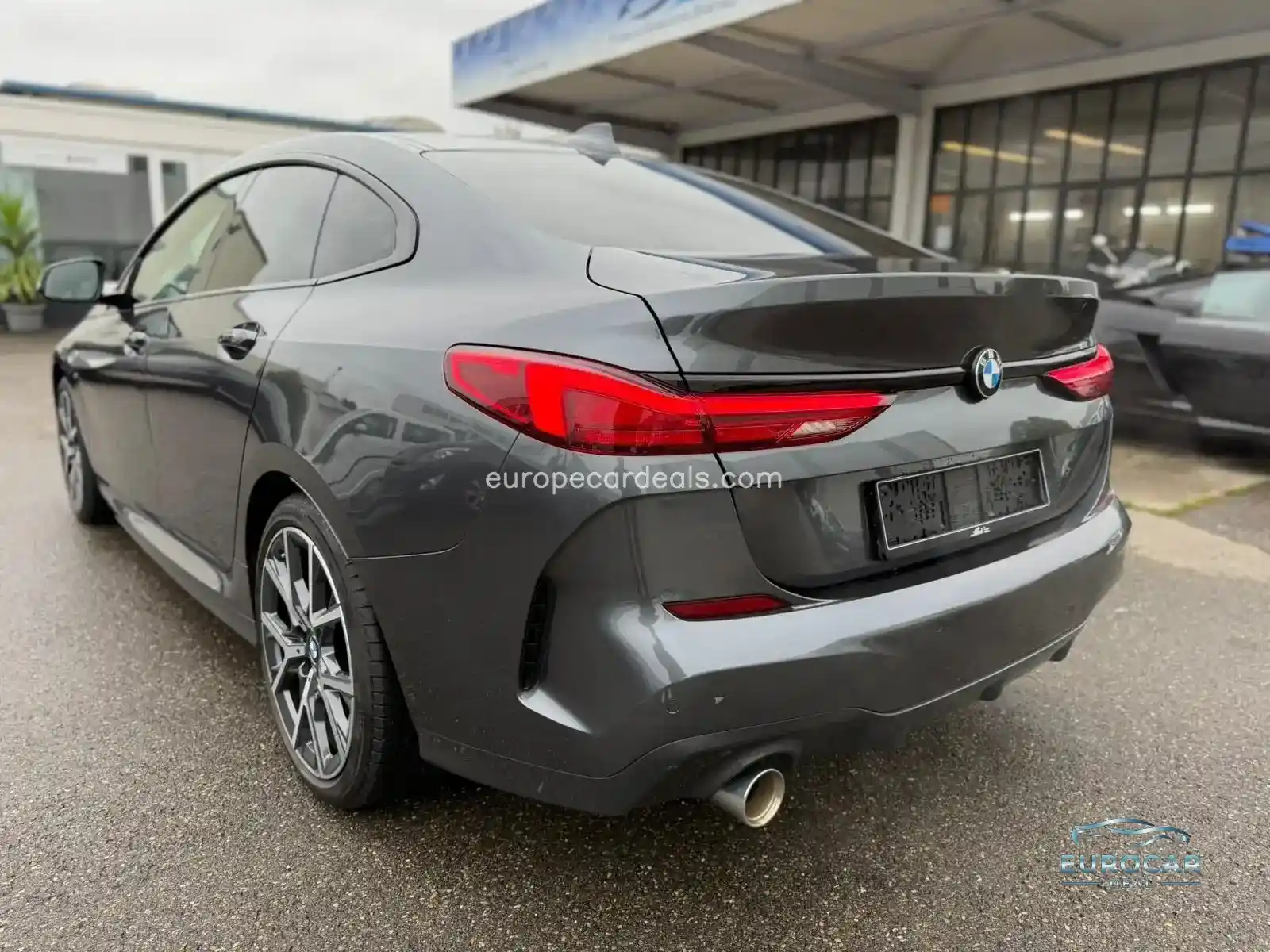 BMW 218