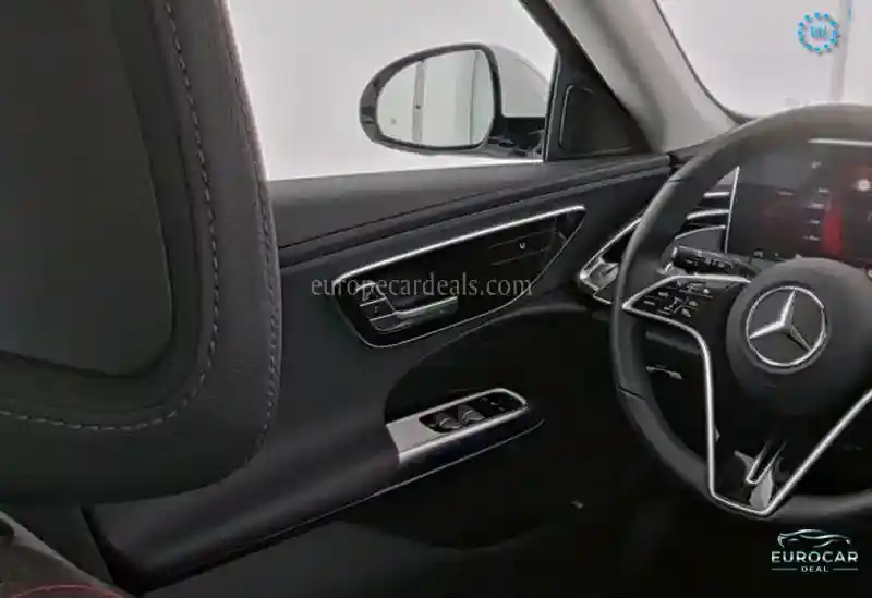 Mercedes-Benz E 200