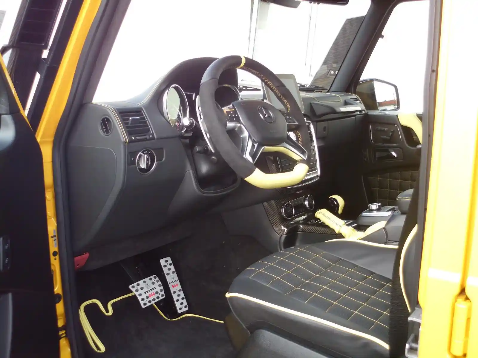 Mercedes-Benz G 500