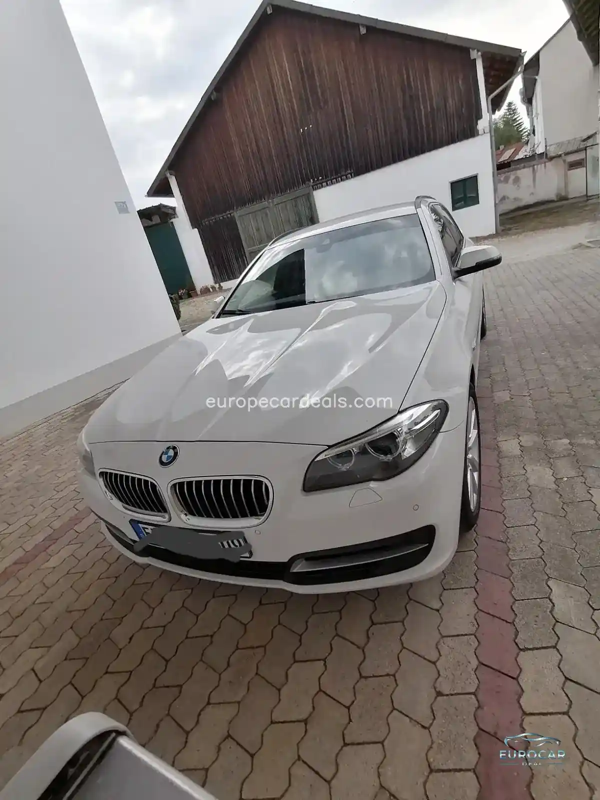 BMW 520