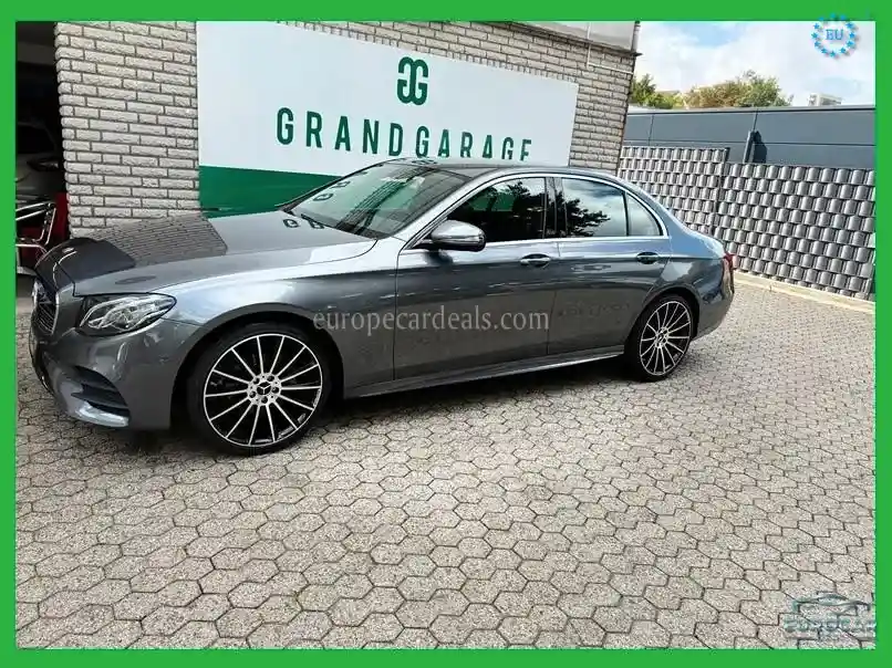 Mercedes-Benz E 200