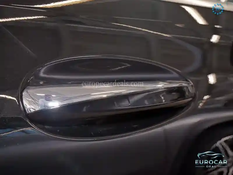 Mercedes-Benz B 220