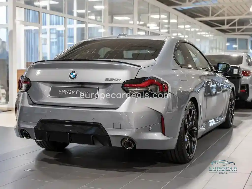 BMW 220
