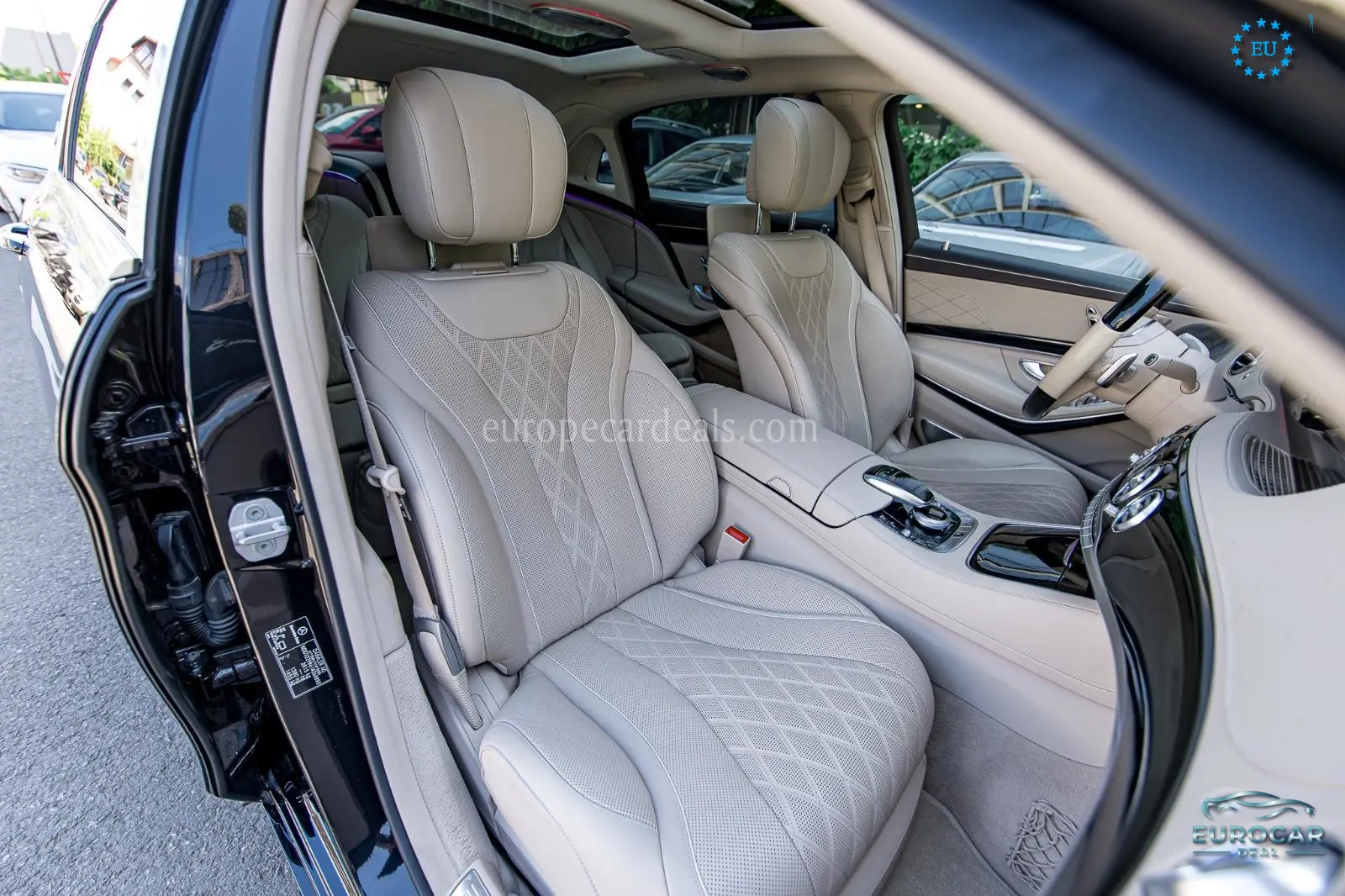 Mercedes-Benz S 560