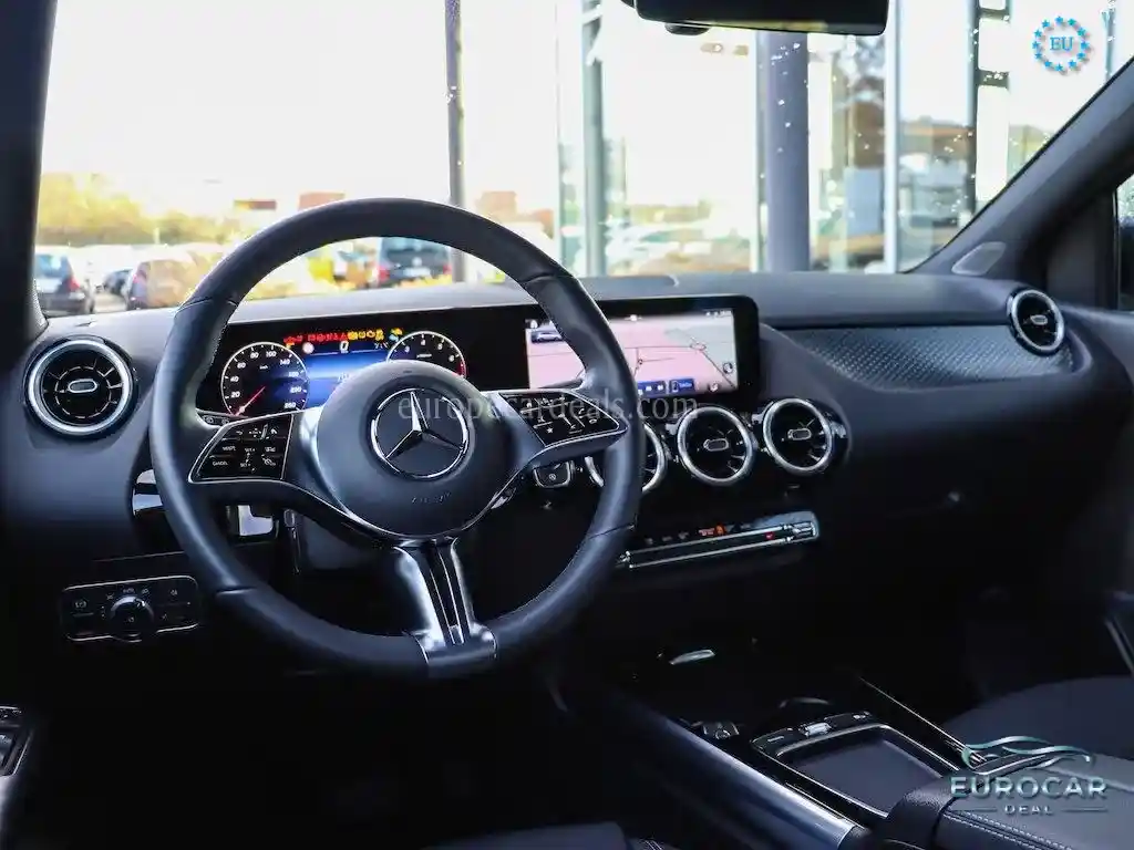 Mercedes-Benz B 200