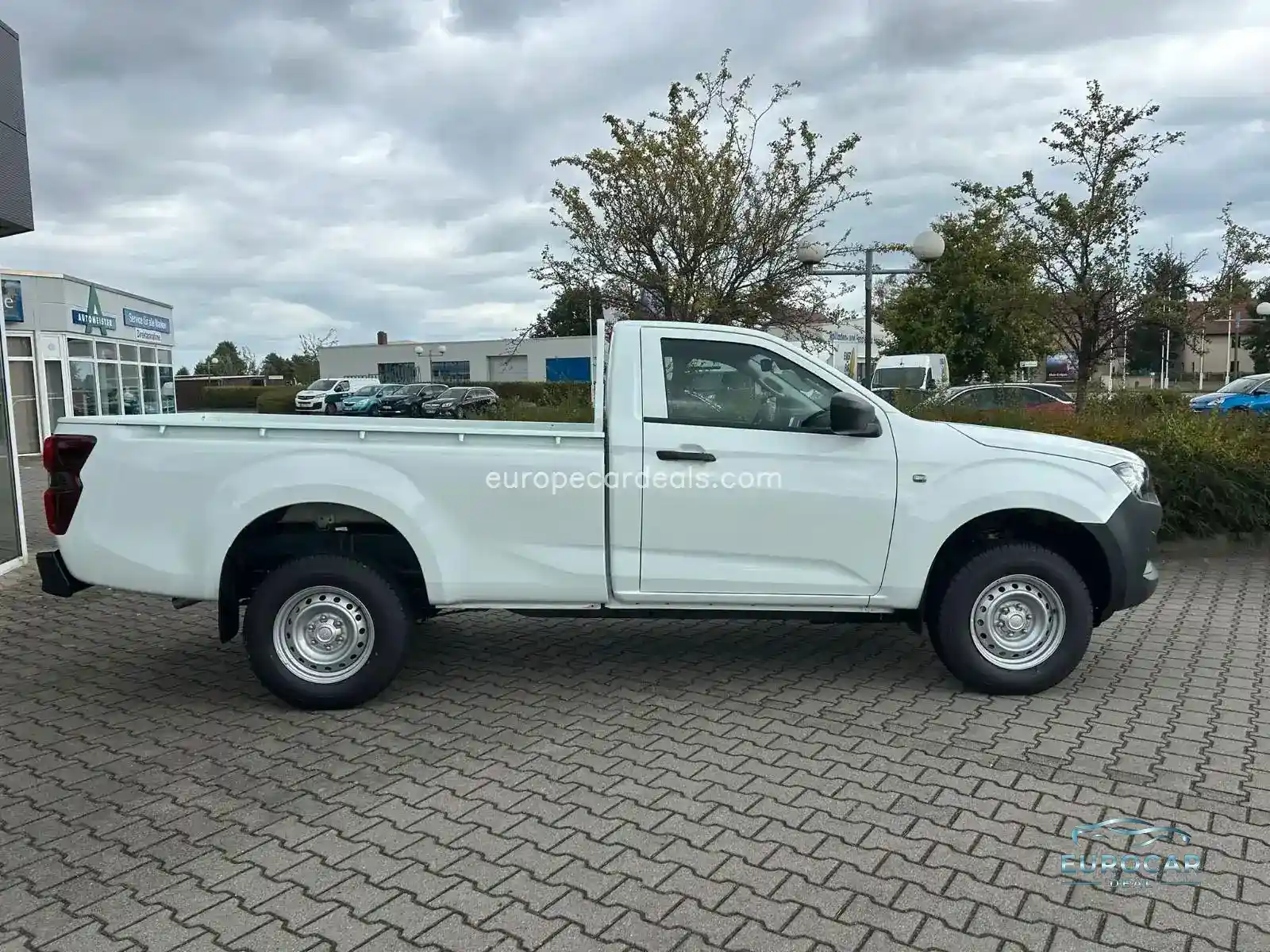 SingleCab L 4×4 *AHK* / *Laderaumwanne*