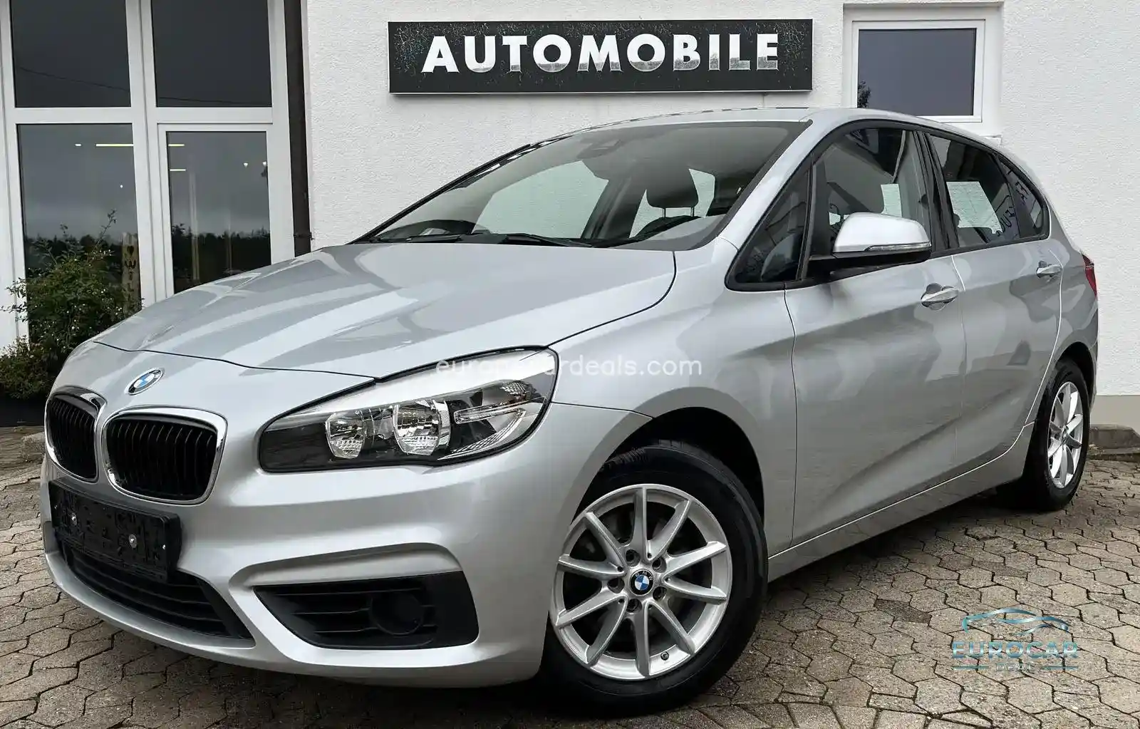 BMW 218