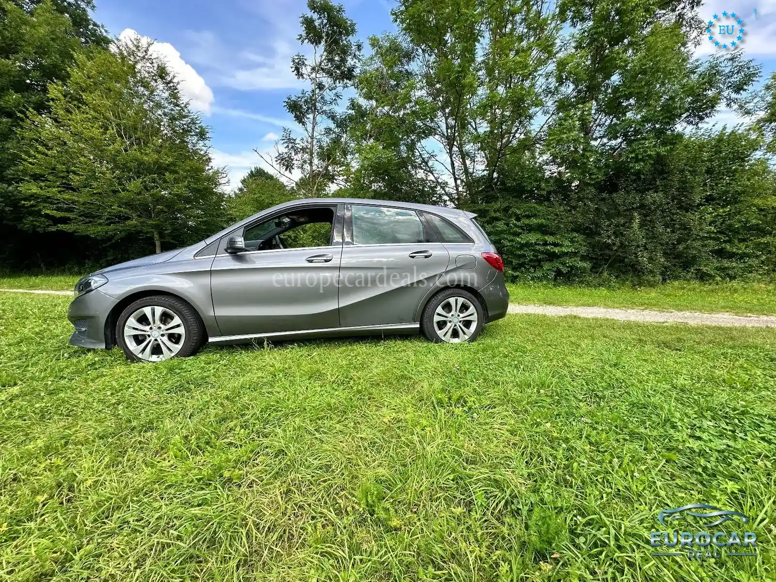 Mercedes-Benz B 180