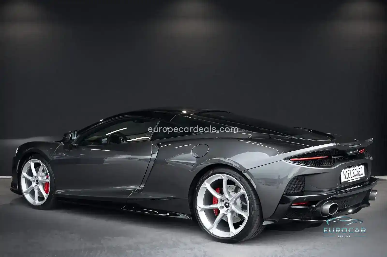 McLaren GT