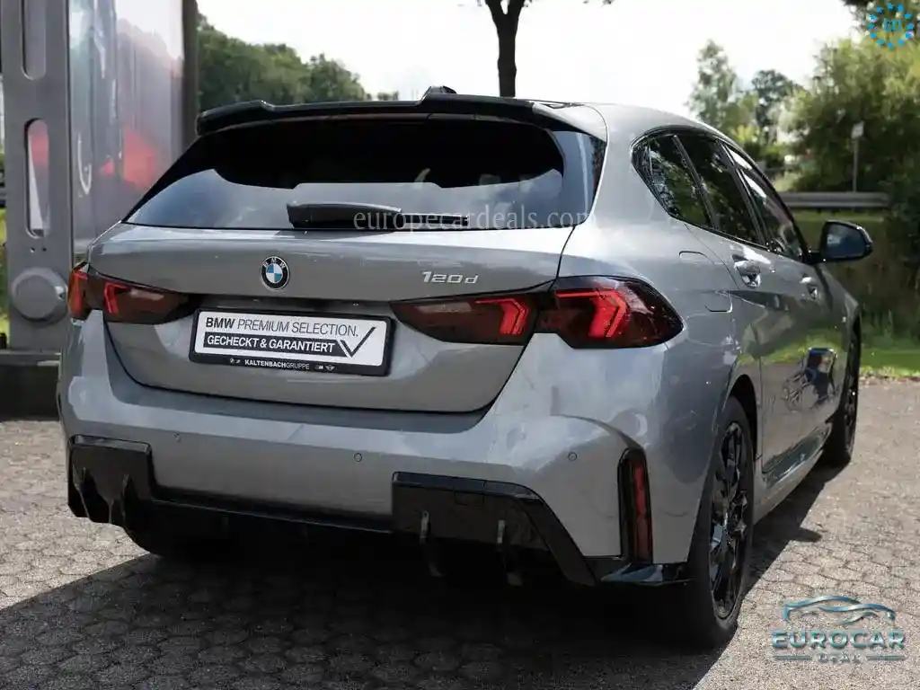 BMW 120