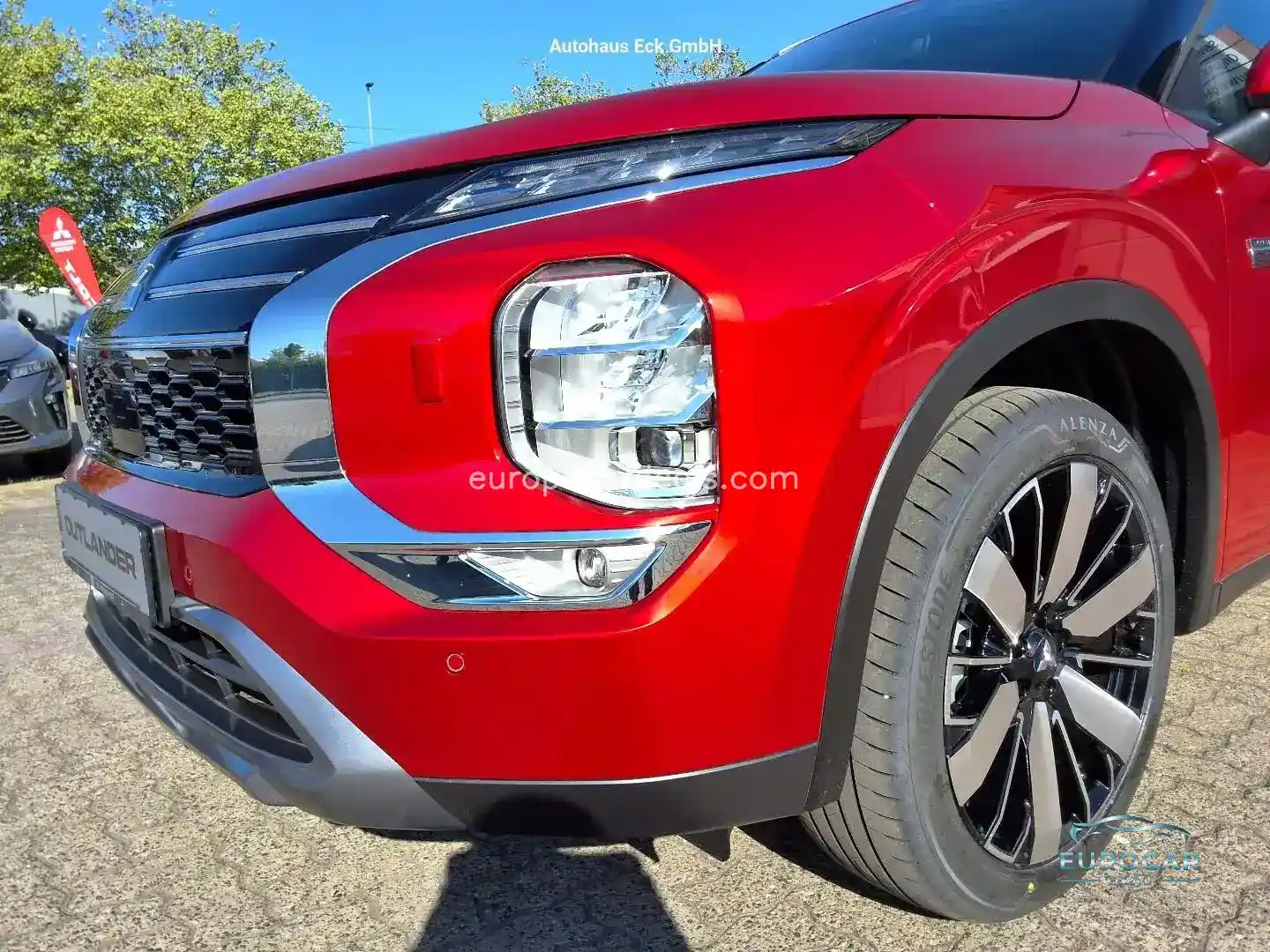 Mitsubishi Plug-in Hybrid Outlander