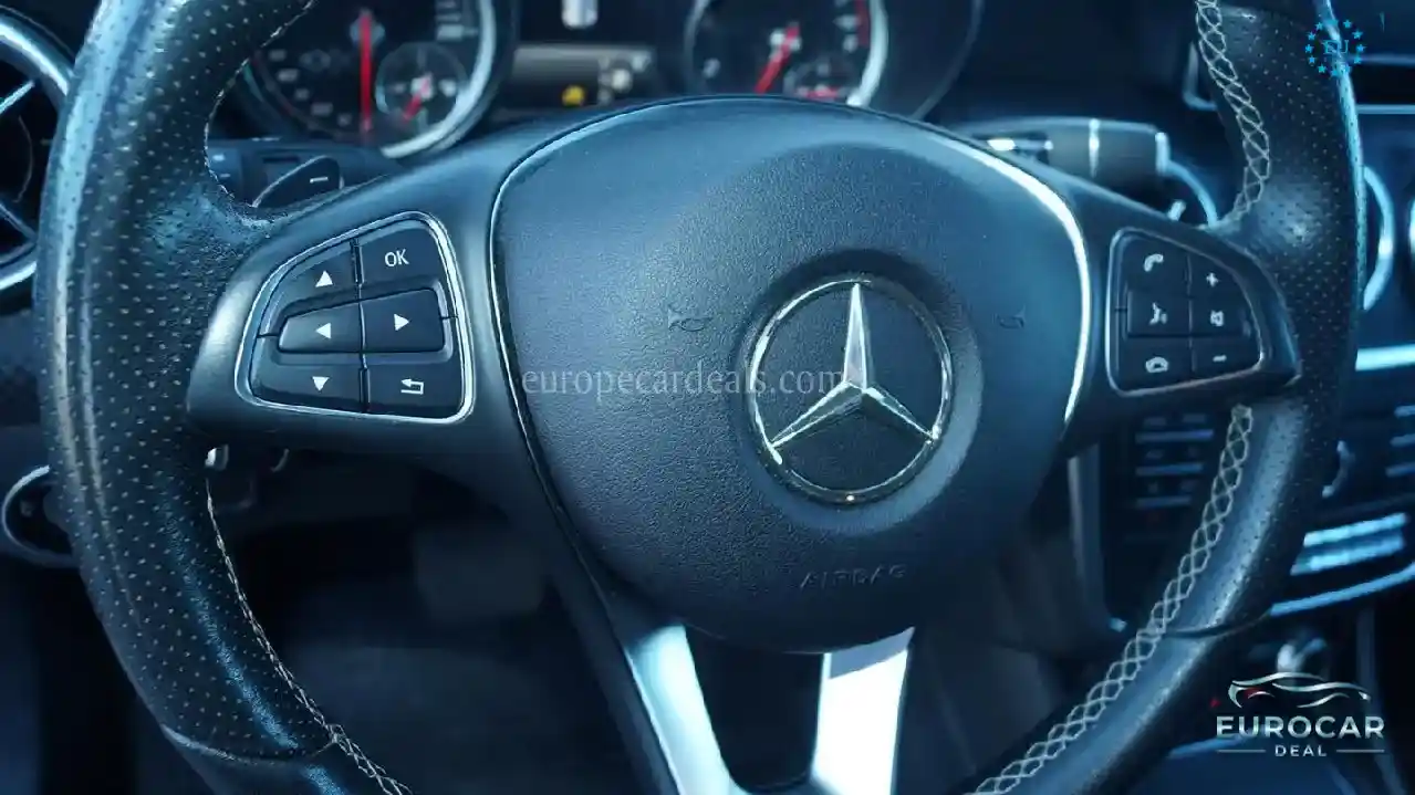 Mercedes-Benz A 220