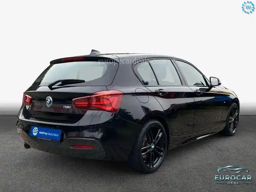 BMW 118