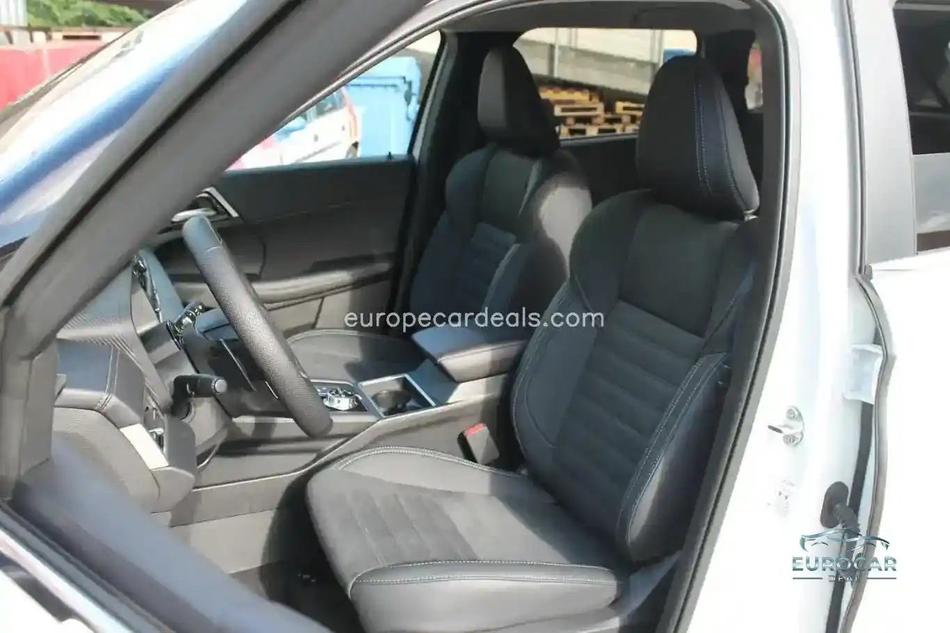 Mitsubishi Plug-in Hybrid Outlander