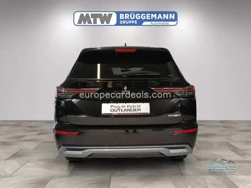 Mitsubishi Plug-in Hybrid Outlander