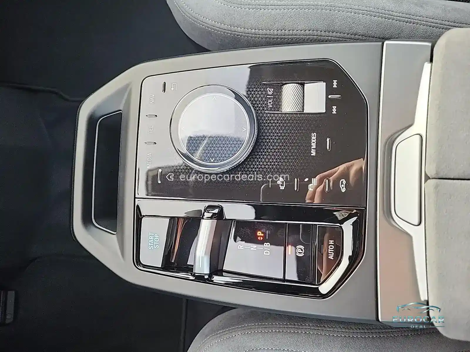 BMW iX