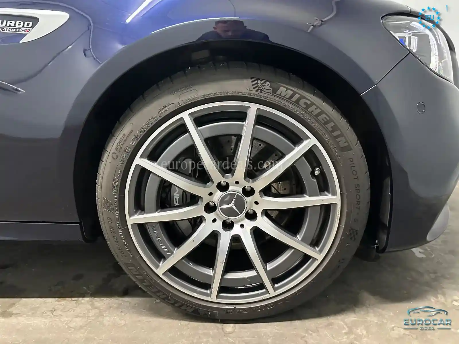 Mercedes-Benz E 63 AMG