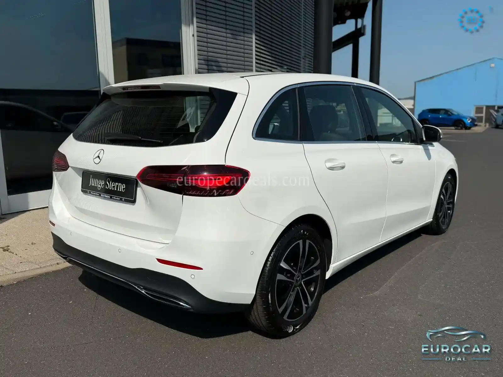 Mercedes-Benz B 180
