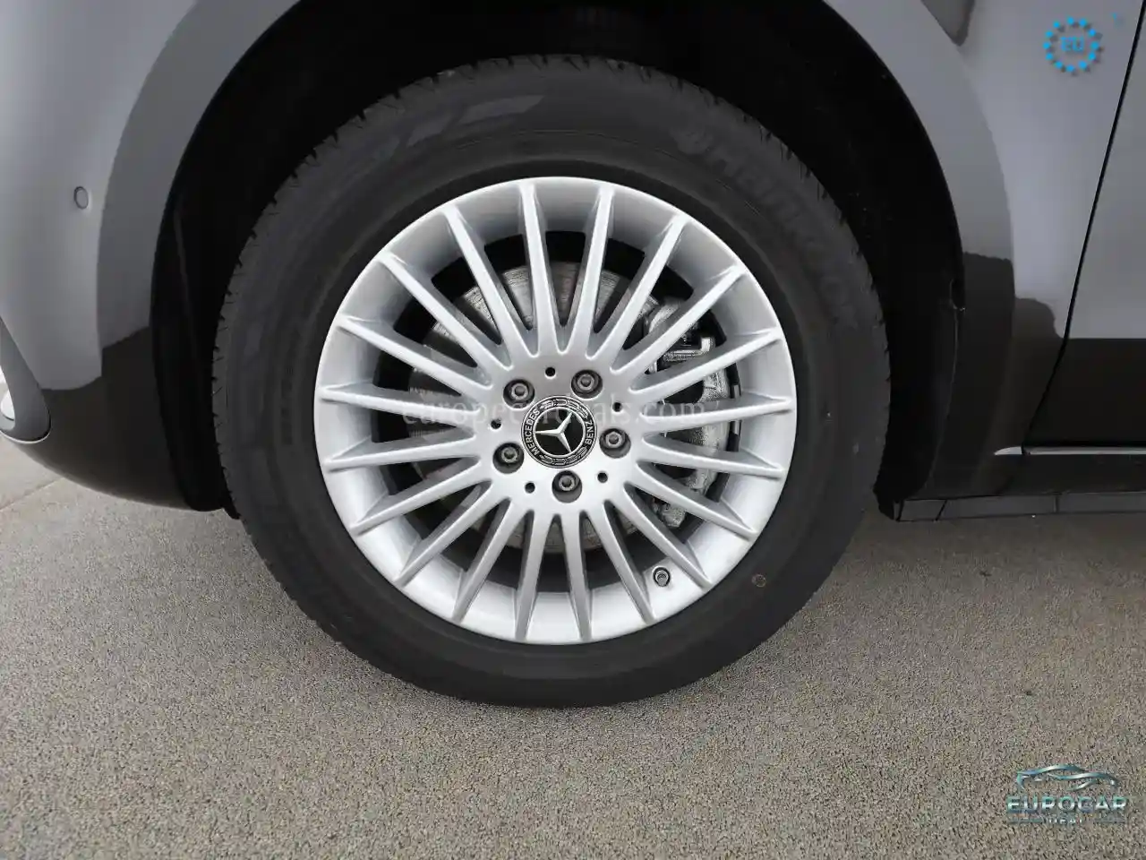 Mercedes-Benz V 250