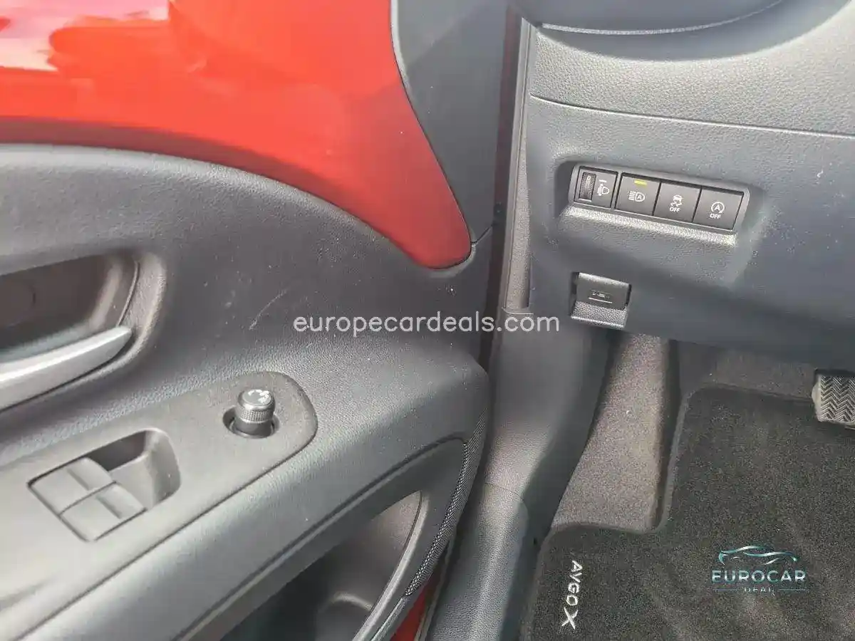 Toyota Aygo (X)