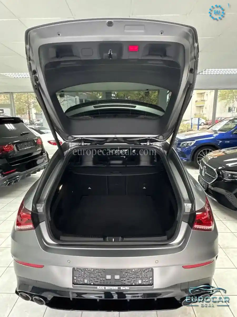 Mercedes-Benz CLA 45 AMG Shooting Brake