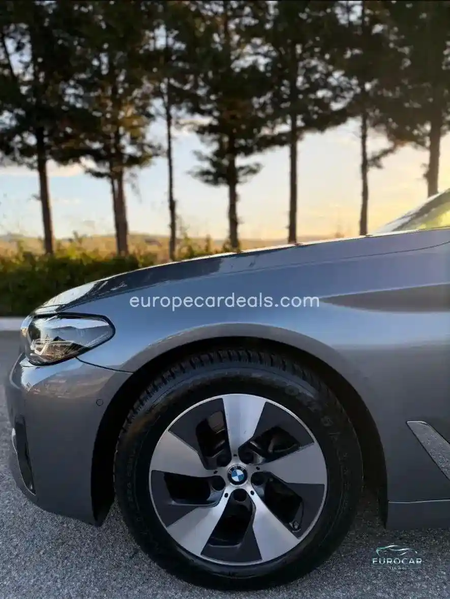BMW 520