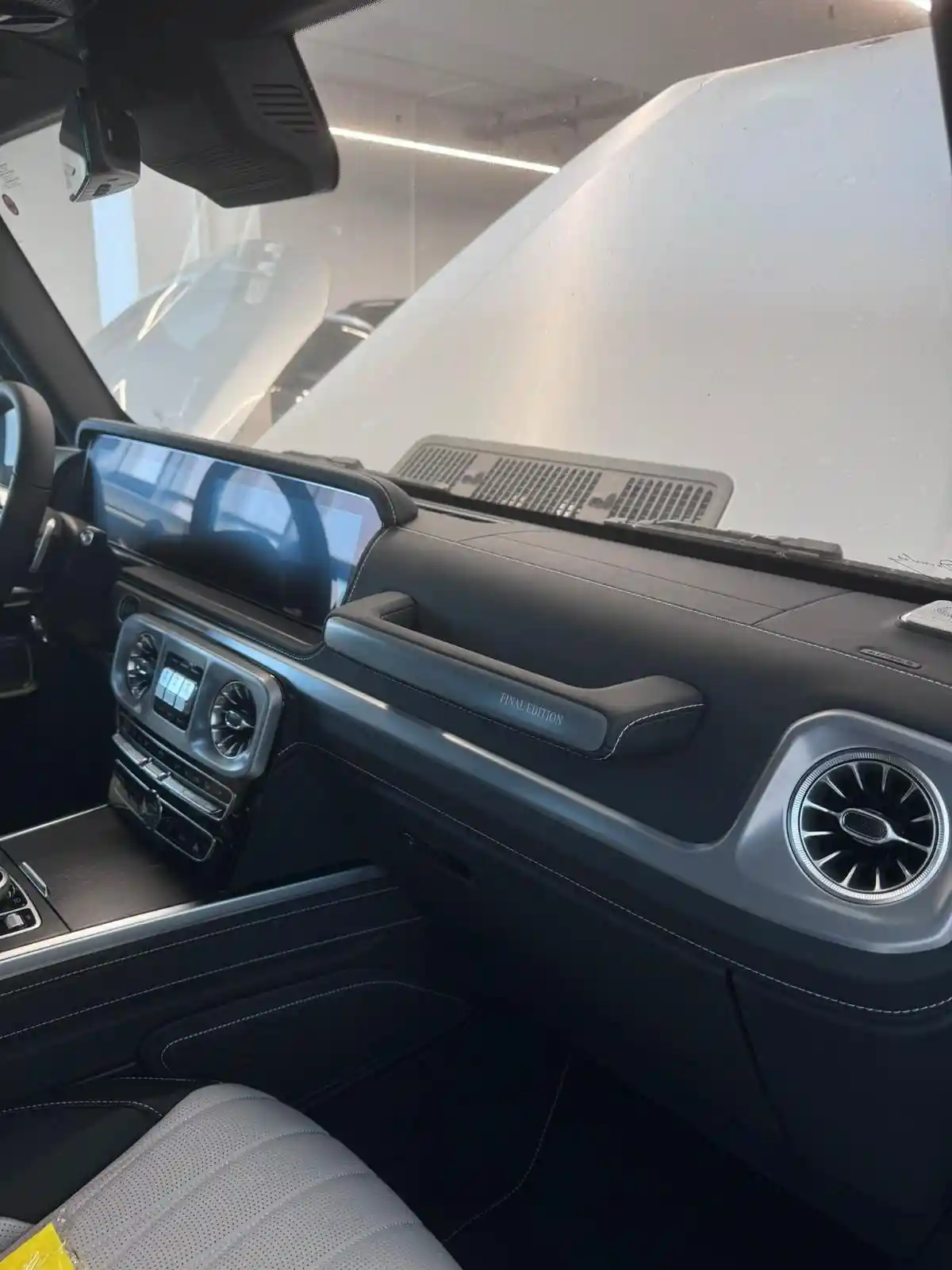 Mercedes-Benz G 500