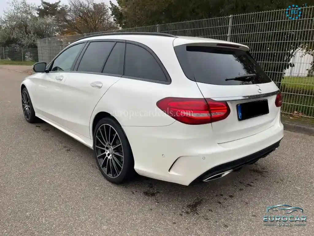 Mercedes-Benz C 400
